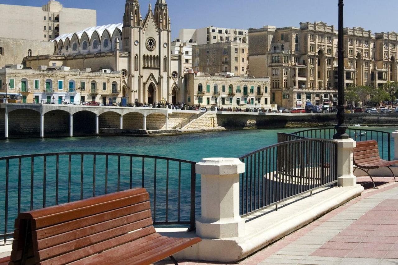סליאמה Gorgeous Apartment With Terrace In Fort Cambridge, Pool מראה חיצוני תמונה