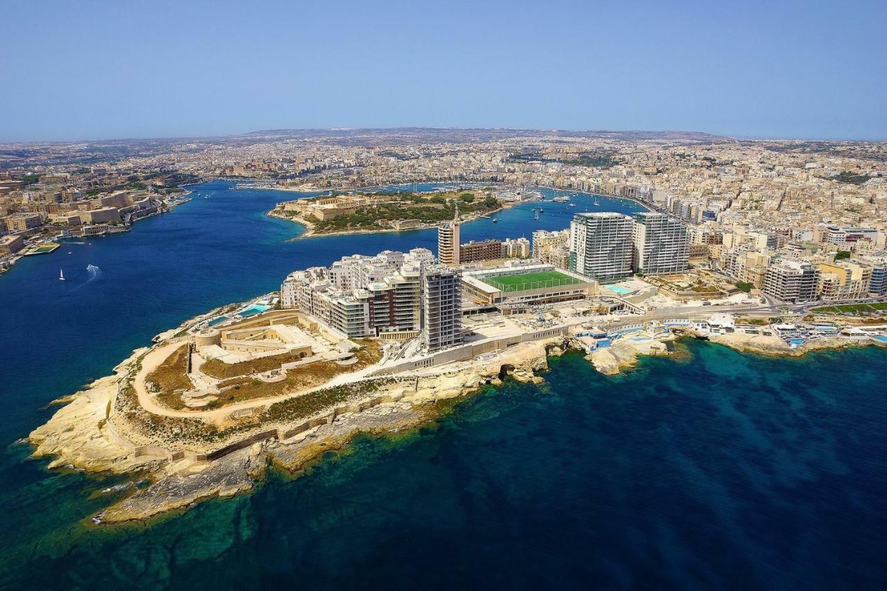 סליאמה Gorgeous Apartment With Terrace In Fort Cambridge, Pool מראה חיצוני תמונה